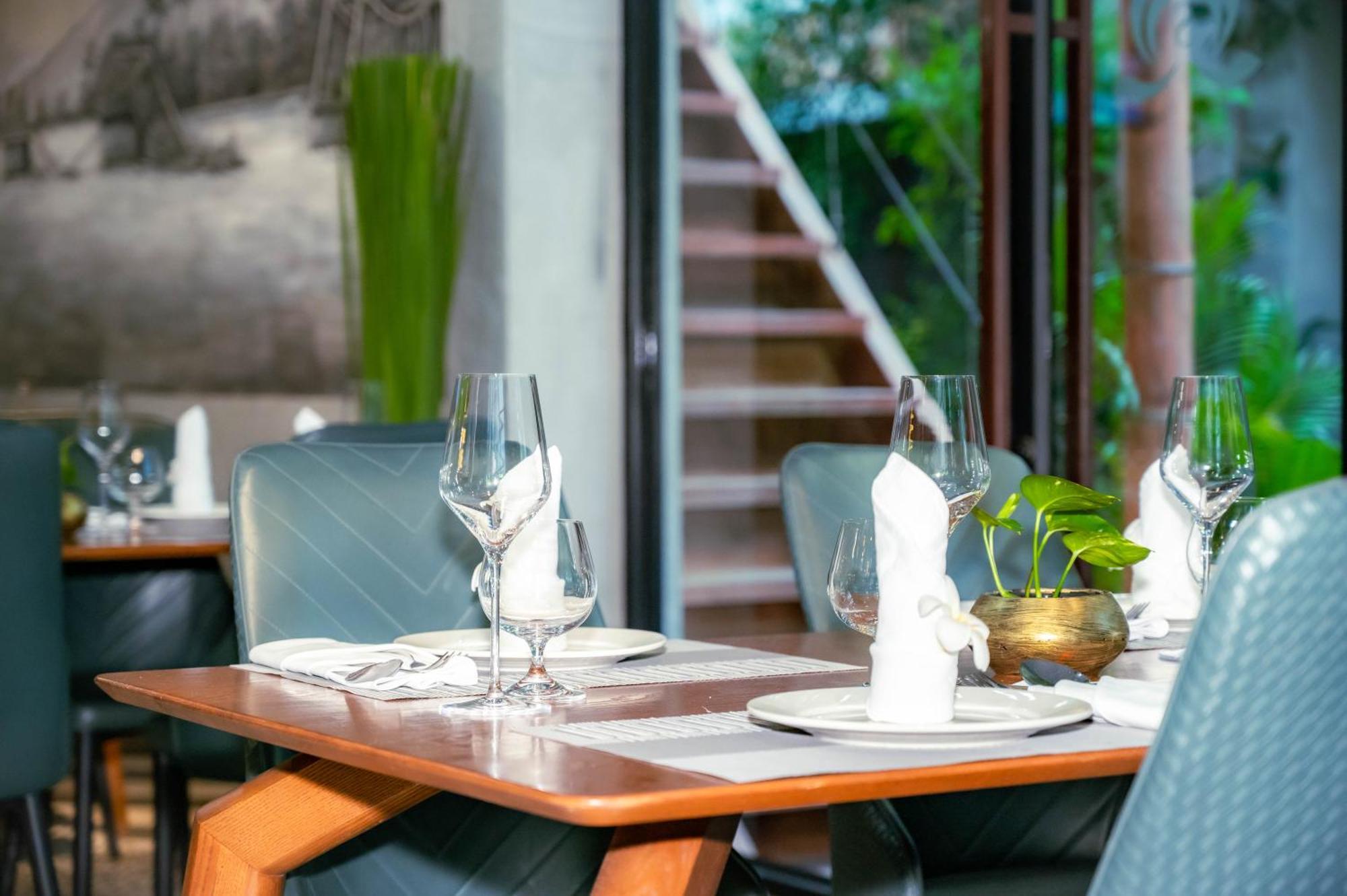 Kampot Sweet Boutique Hotel Exterior photo